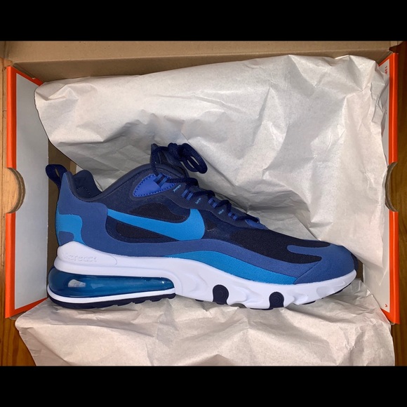 Men’s Nike Air Max 270 React Sneakers - Picture 2 of 8